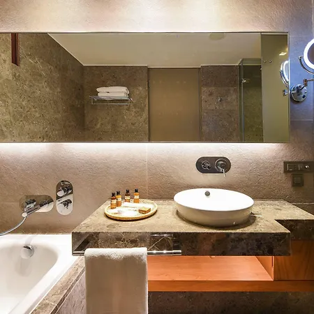 Hotel The Museum 5*